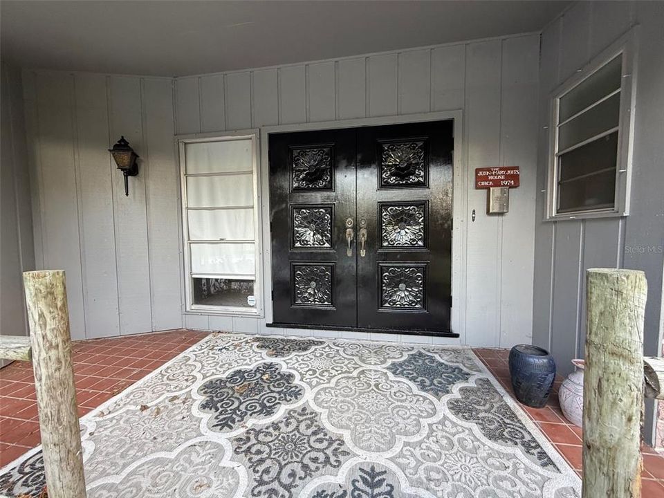 For Sale: $1,350,000 (5 beds, 4 baths, 3602 Square Feet)