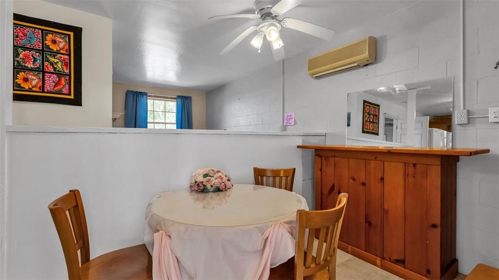 For Sale: $1,350,000 (5 beds, 4 baths, 3602 Square Feet)
