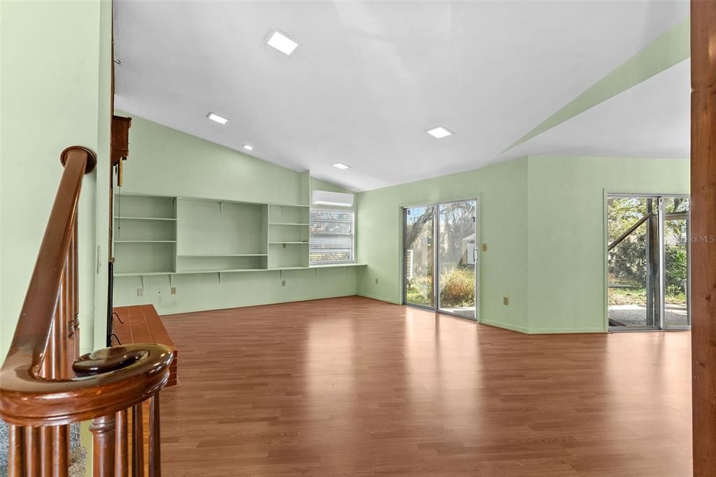 For Sale: $1,350,000 (5 beds, 4 baths, 3602 Square Feet)