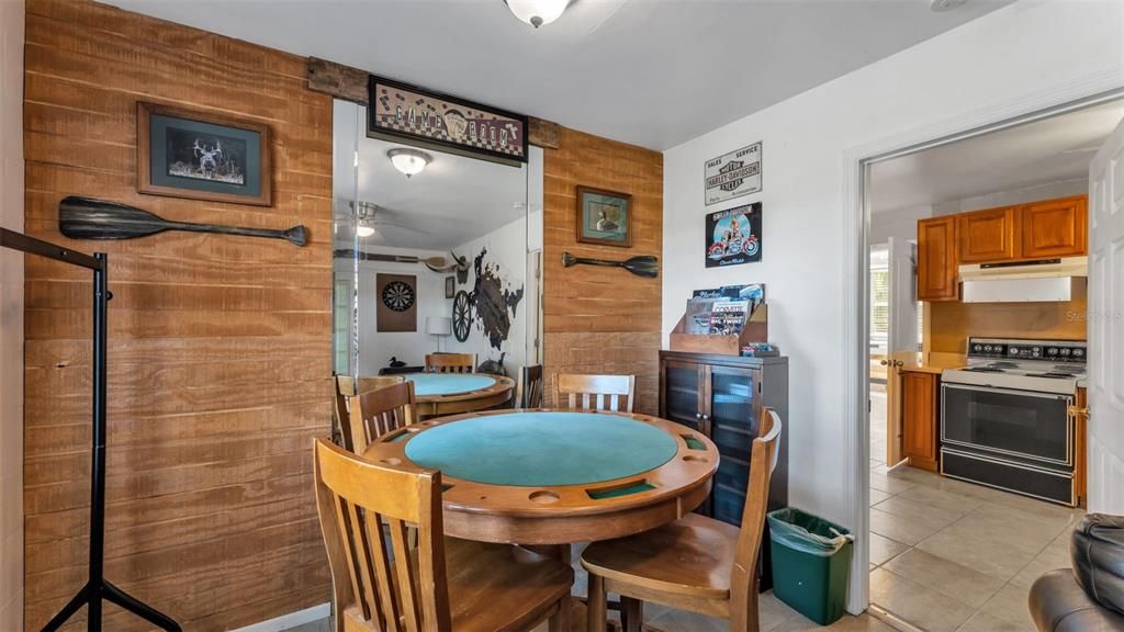 For Sale: $1,350,000 (5 beds, 4 baths, 3602 Square Feet)