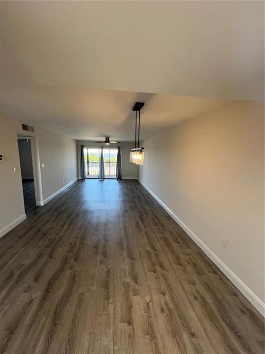 For Rent: $1,800 (2 beds, 2 baths, 1150 Square Feet)