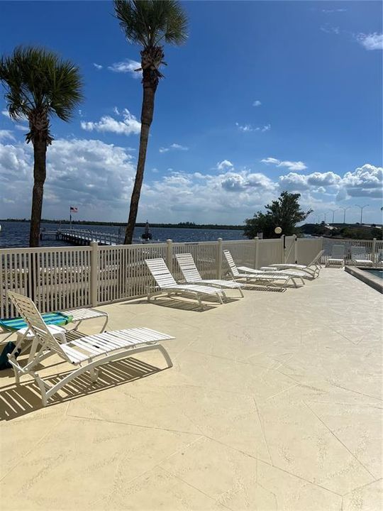 For Rent: $1,800 (2 beds, 2 baths, 1150 Square Feet)