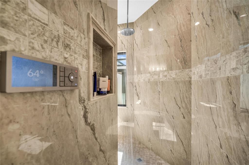 На продажу: $1,999,000 (4 спален, 3 ванн, 4250 Квадратных фут)