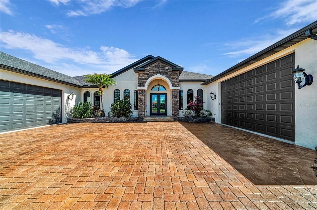 На продажу: $1,999,000 (4 спален, 3 ванн, 4250 Квадратных фут)