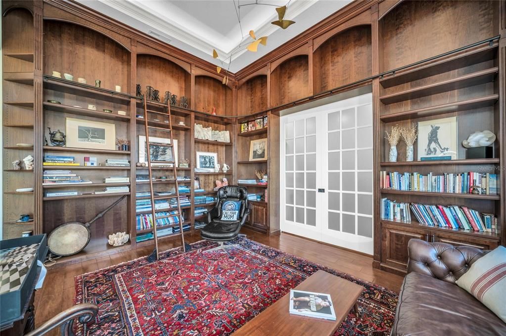 На продажу: $1,999,000 (4 спален, 3 ванн, 4250 Квадратных фут)