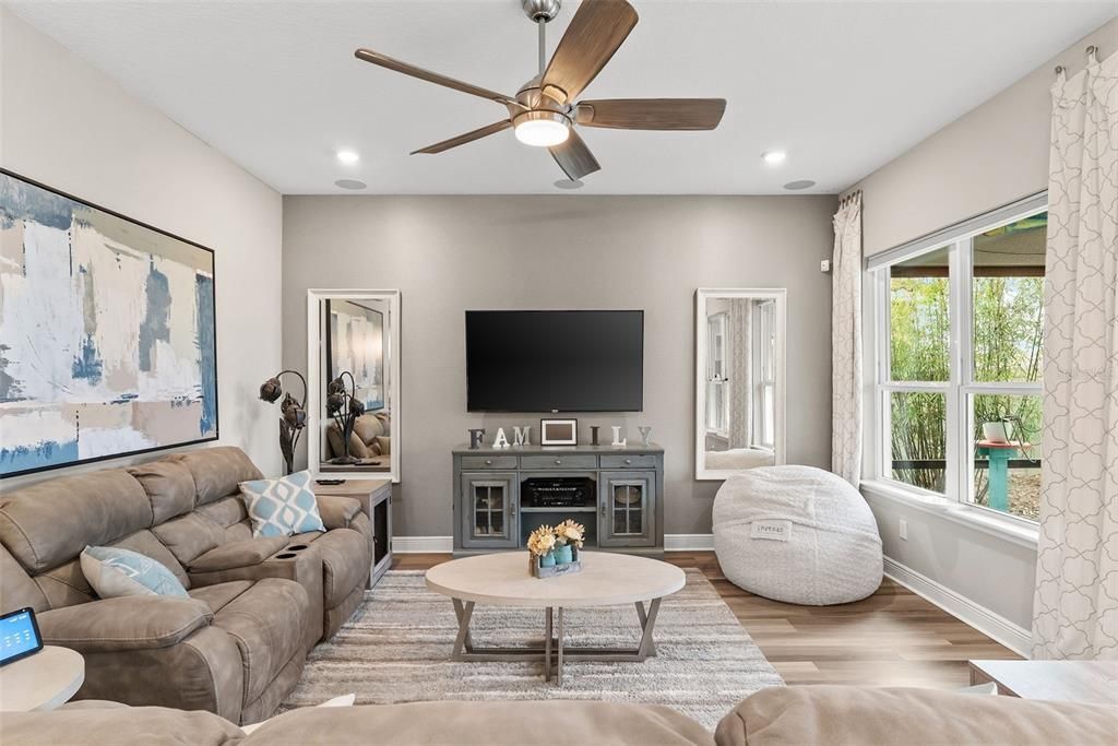 For Sale: $464,997 (4 beds, 3 baths, 2538 Square Feet)