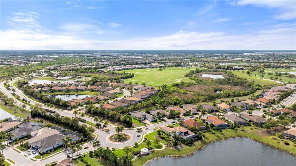En Venta: $1,275,000 (3 camas, 4 baños, 2797 Pies cuadrados)
