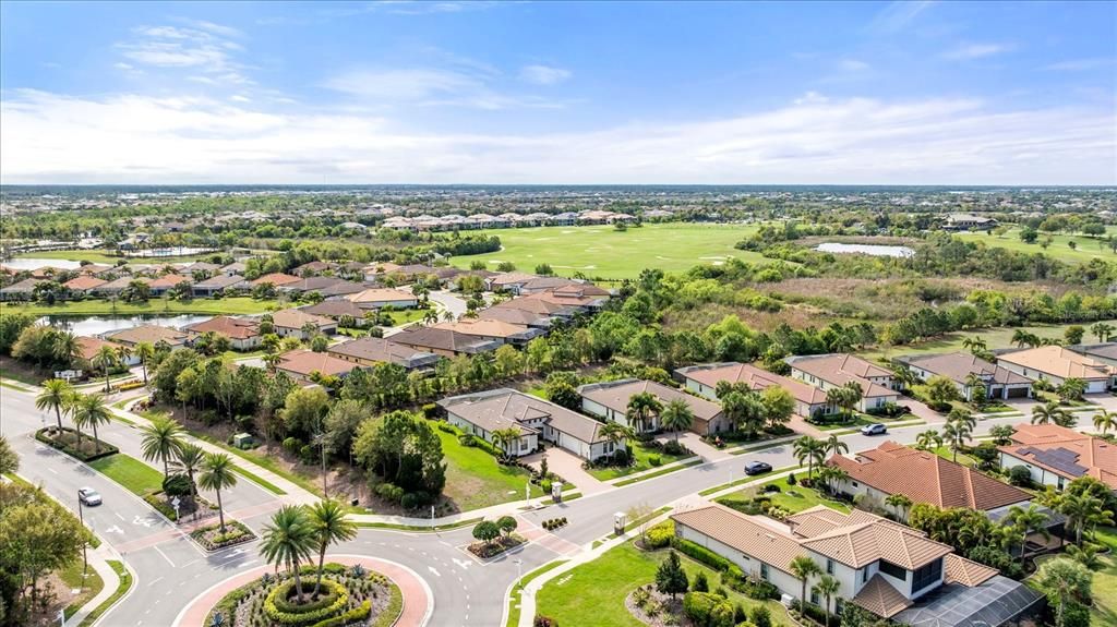 En Venta: $1,275,000 (3 camas, 4 baños, 2797 Pies cuadrados)