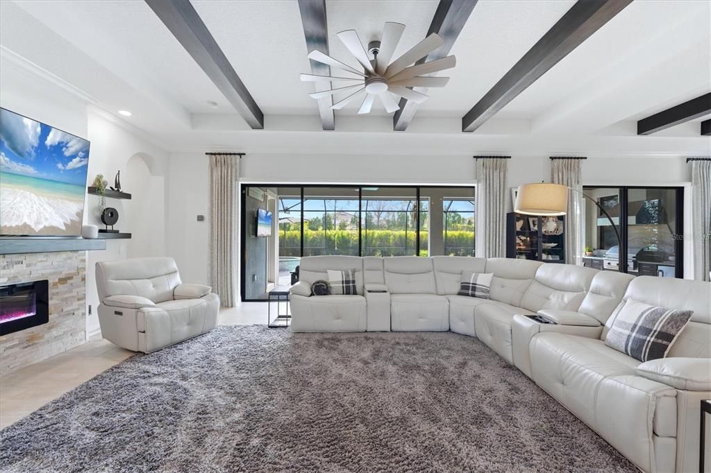 En Venta: $1,275,000 (3 camas, 4 baños, 2797 Pies cuadrados)