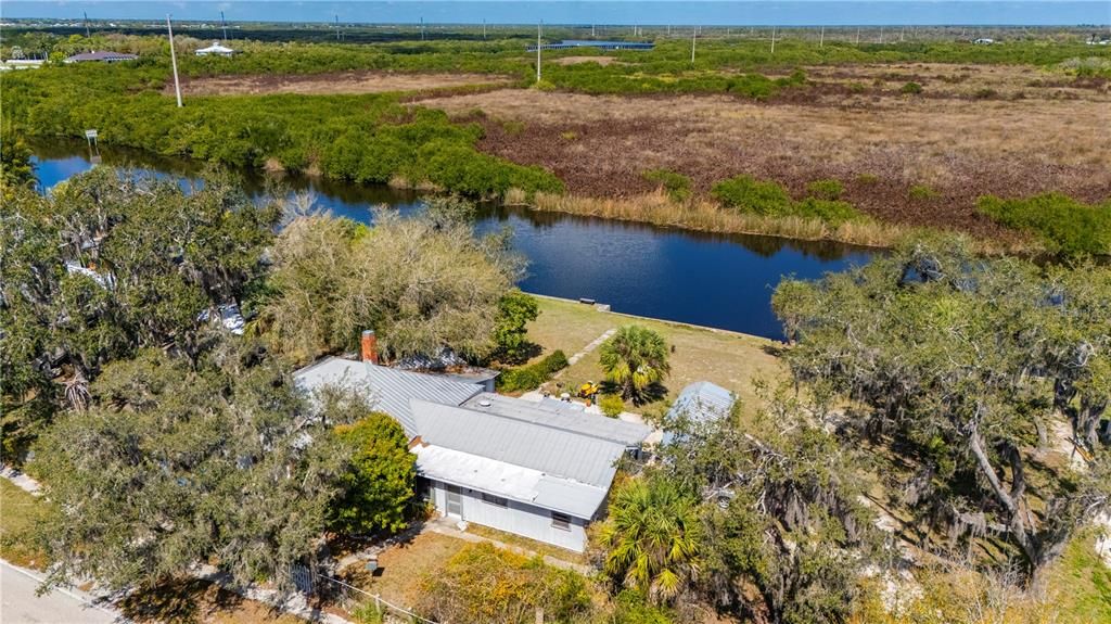 En Venta: $549,000 (3 camas, 2 baños, 1989 Pies cuadrados)