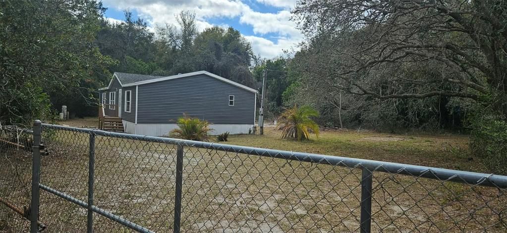 Activo con contrato: $149,000 (3 camas, 2 baños, 1512 Pies cuadrados)