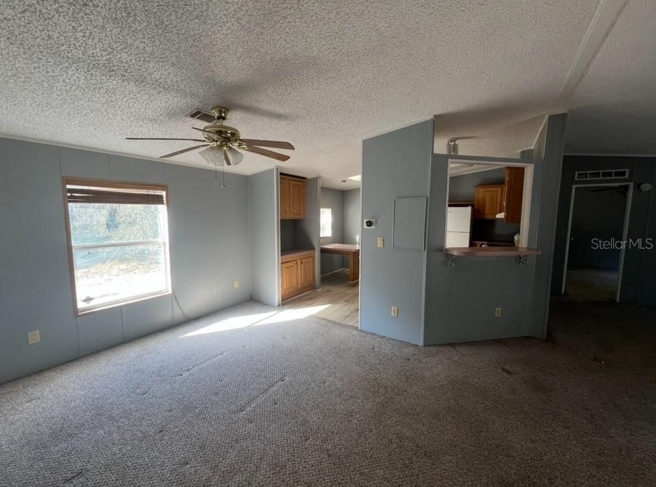 Activo con contrato: $149,000 (3 camas, 2 baños, 1512 Pies cuadrados)