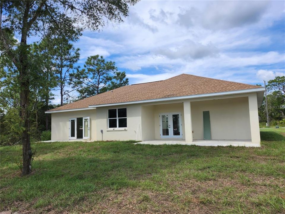 Active With Contract: $310,000 (3 beds, 2 baths, 1907 Square Feet)