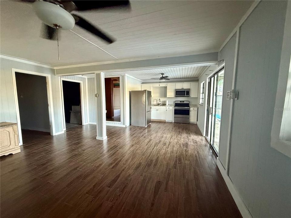 For Sale: $475,000 (3 beds, 2 baths, 1344 Square Feet)