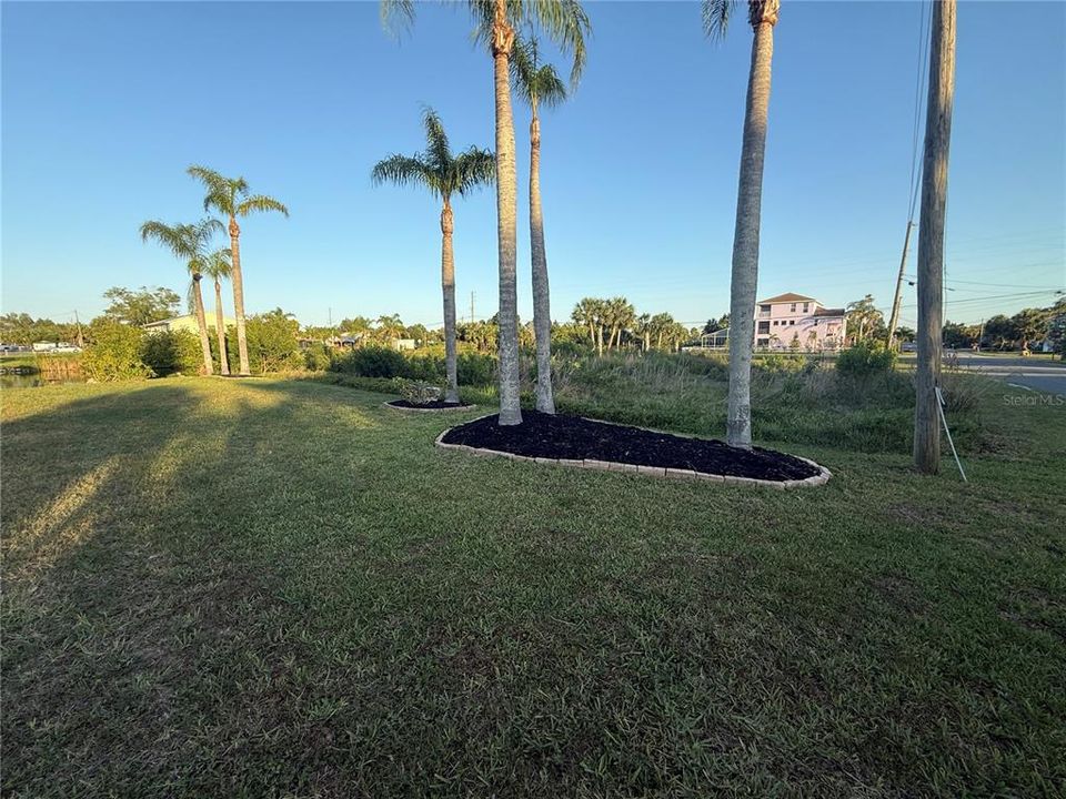 For Sale: $475,000 (3 beds, 2 baths, 1344 Square Feet)