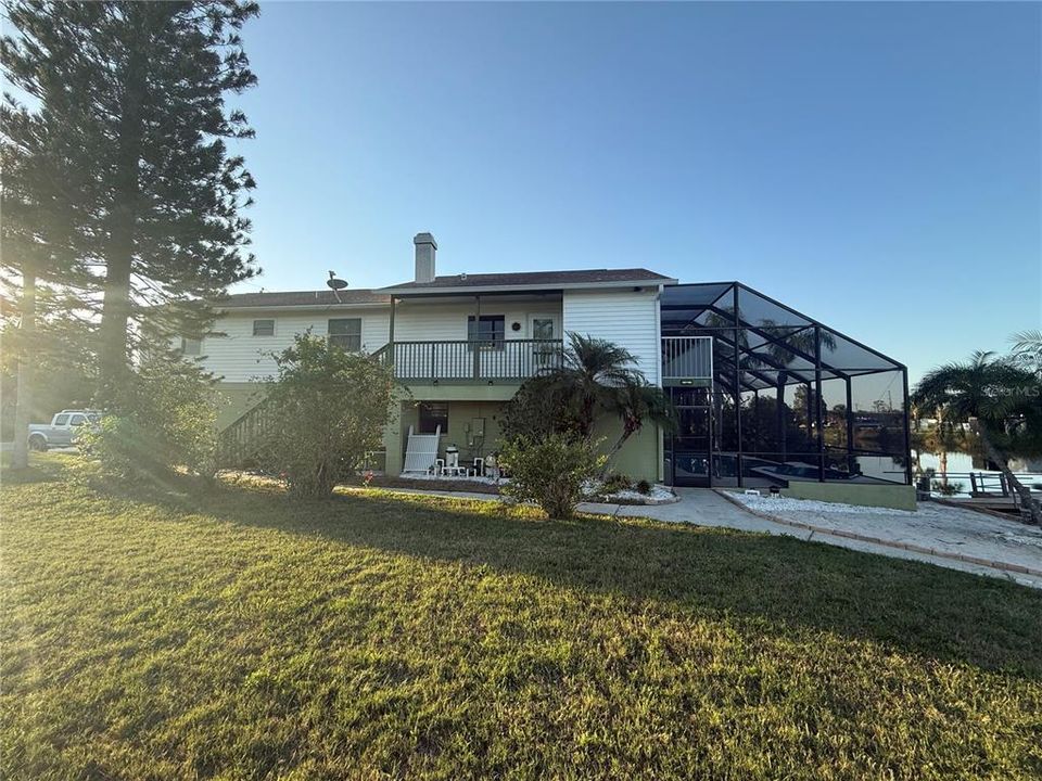 For Sale: $475,000 (3 beds, 2 baths, 1344 Square Feet)
