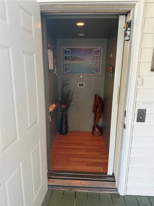 For Sale: $475,000 (3 beds, 2 baths, 1344 Square Feet)