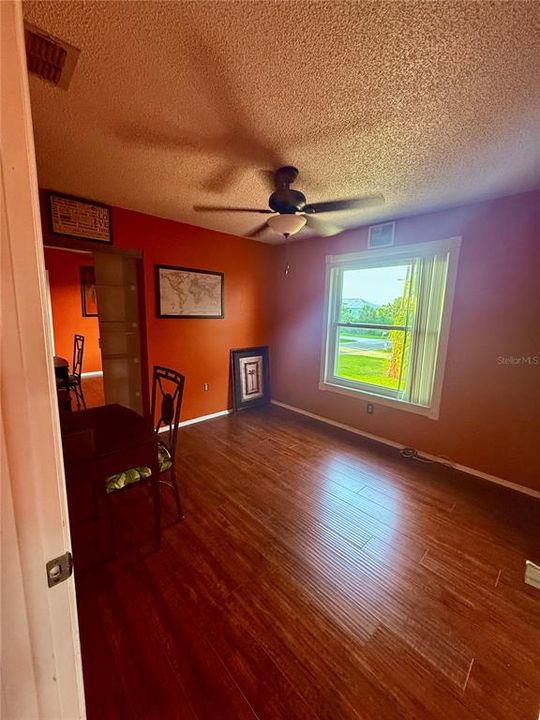 For Sale: $475,000 (3 beds, 2 baths, 1344 Square Feet)