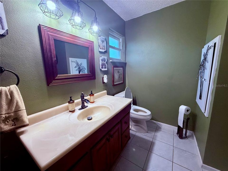 For Sale: $475,000 (3 beds, 2 baths, 1344 Square Feet)
