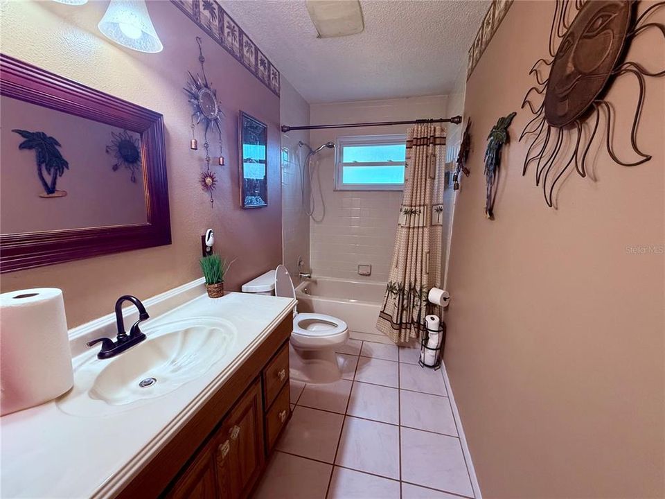 For Sale: $475,000 (3 beds, 2 baths, 1344 Square Feet)