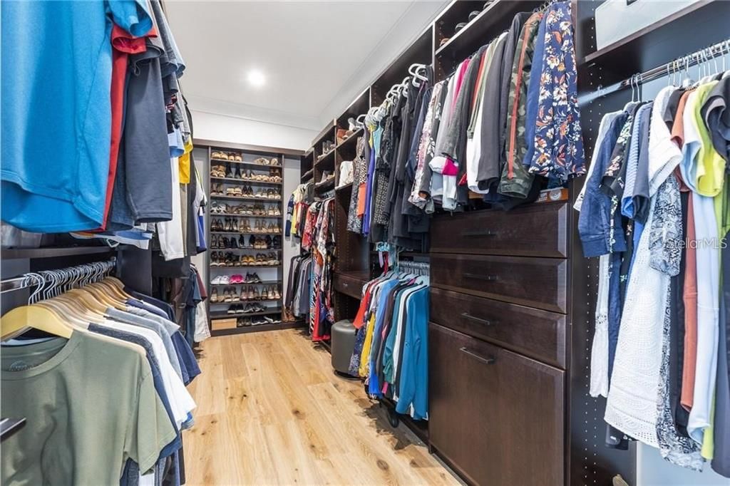 En Venta: $3,990,000 (5 camas, 5 baños, 4747 Pies cuadrados)