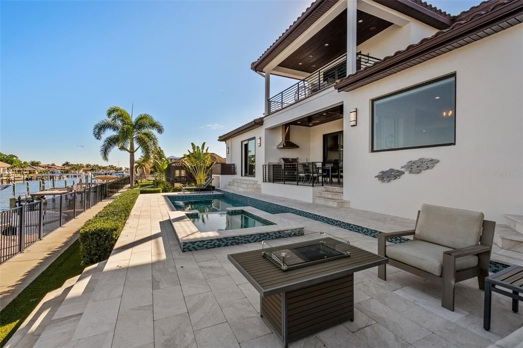 En Venta: $3,990,000 (5 camas, 5 baños, 4747 Pies cuadrados)