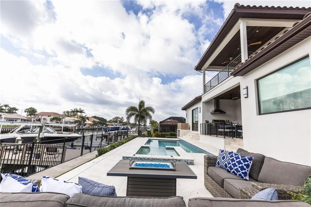 En Venta: $3,990,000 (5 camas, 5 baños, 4747 Pies cuadrados)