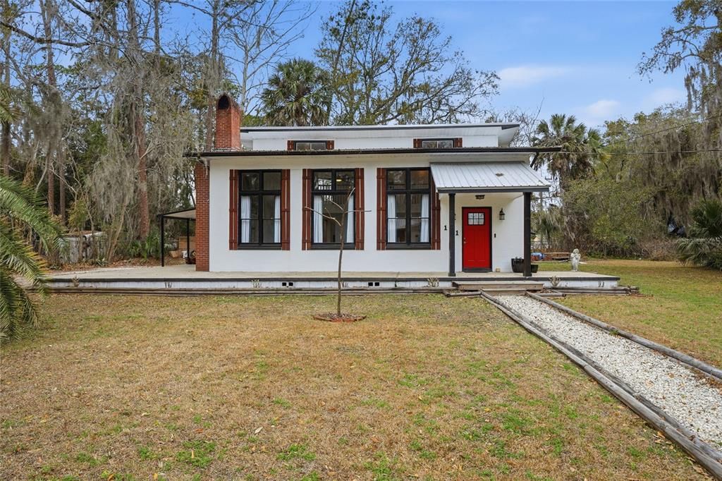 For Sale: $325,000 (4 beds, 2 baths, 2088 Square Feet)