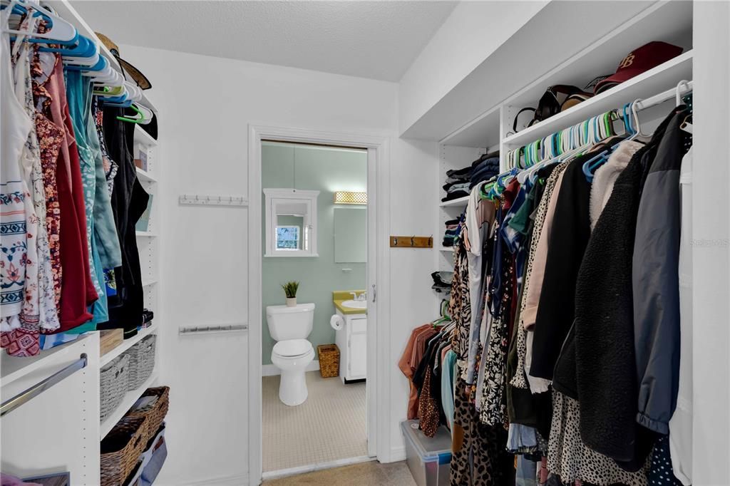 Activo con contrato: $195,000 (2 camas, 1 baños, 1047 Pies cuadrados)