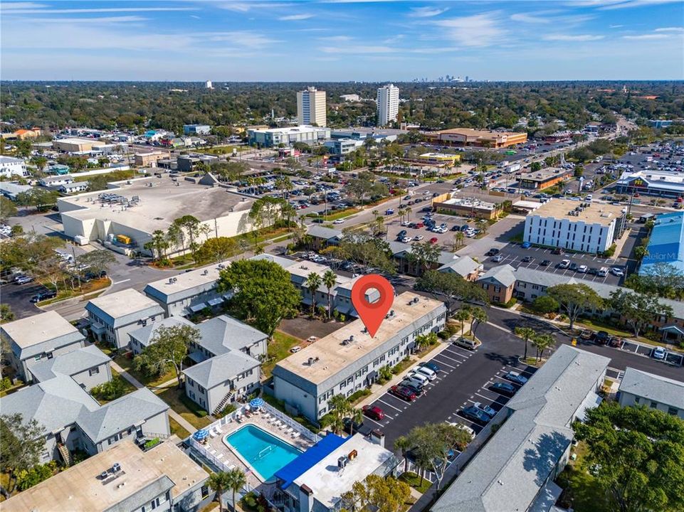 Activo con contrato: $195,000 (2 camas, 1 baños, 1047 Pies cuadrados)
