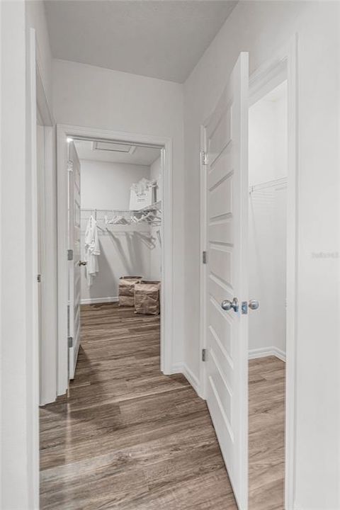 Под контрактом: $298,990 (4 спален, 2 ванн, 1828 Квадратных фут)