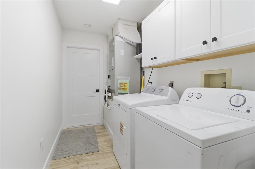 For Sale: $649,000 (4 beds, 2 baths, 2006 Square Feet)