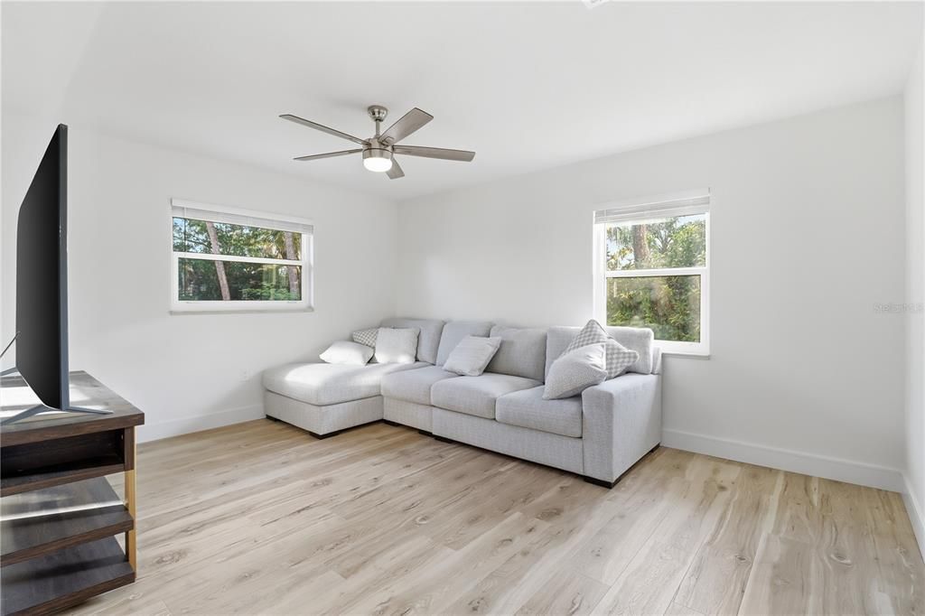 For Sale: $649,000 (4 beds, 2 baths, 2006 Square Feet)