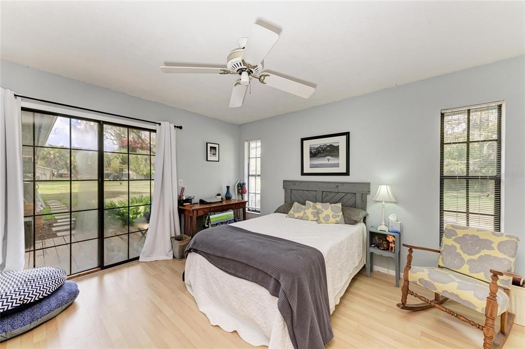 For Sale: $1,400,000 (3 beds, 2 baths, 1650 Square Feet)