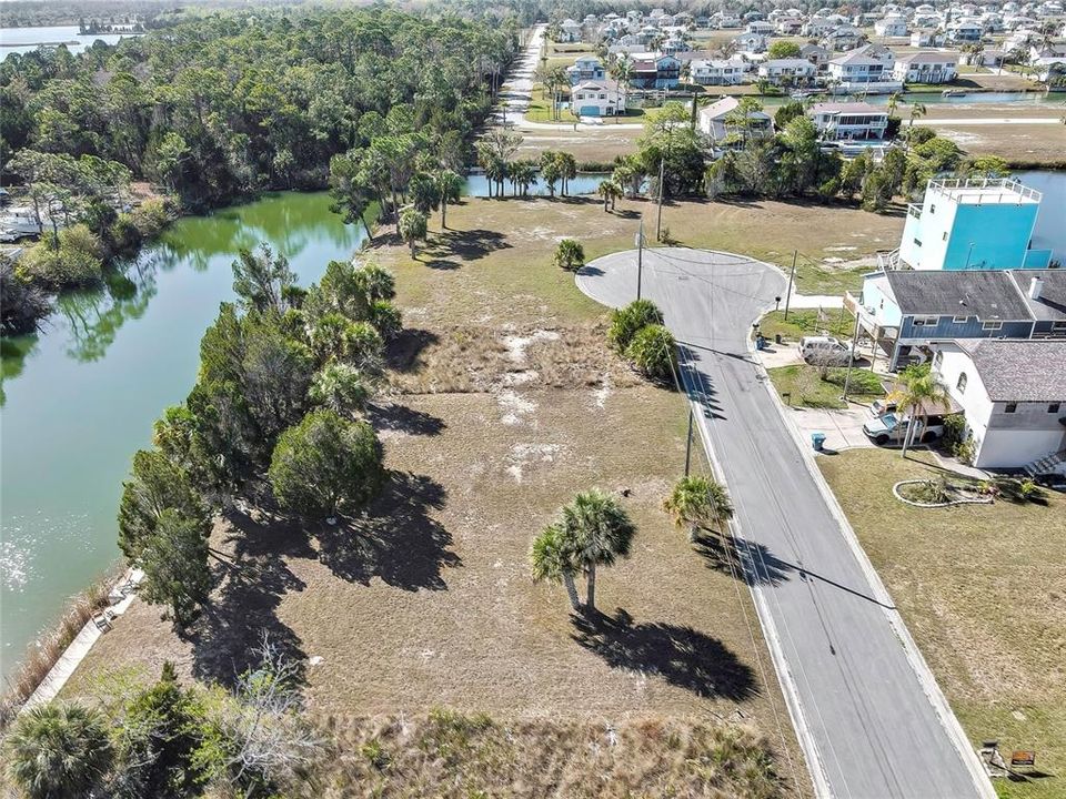 En Venta: $175,000 (0.22 acres)