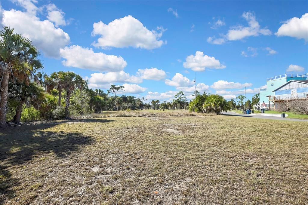 En Venta: $175,000 (0.22 acres)