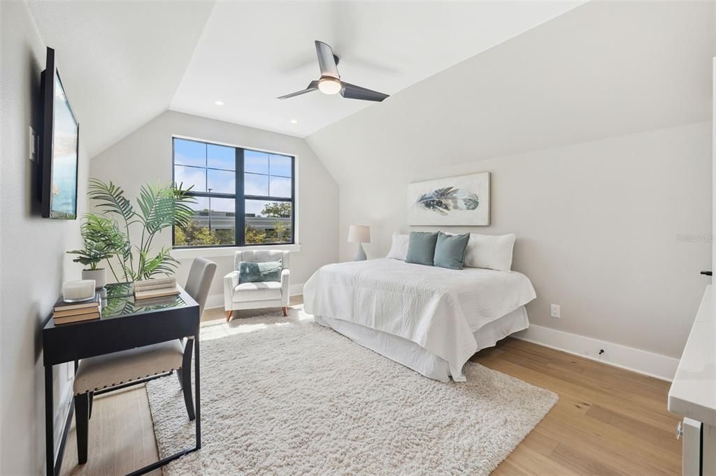 En Venta: $3,875,000 (5 camas, 6 baños, 4782 Pies cuadrados)