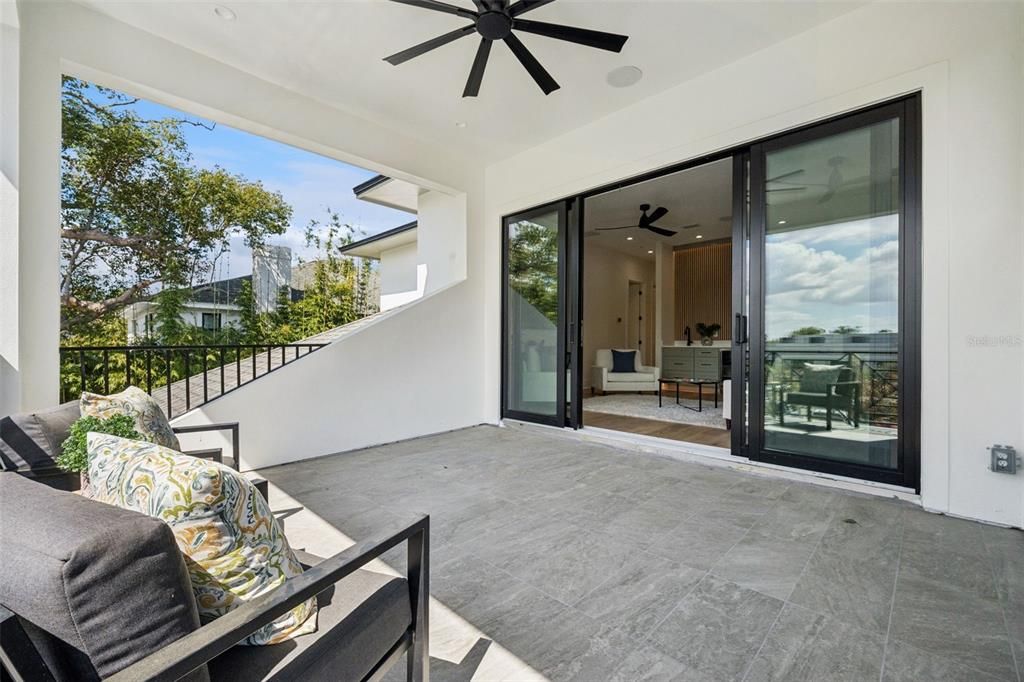 En Venta: $3,875,000 (5 camas, 6 baños, 4782 Pies cuadrados)