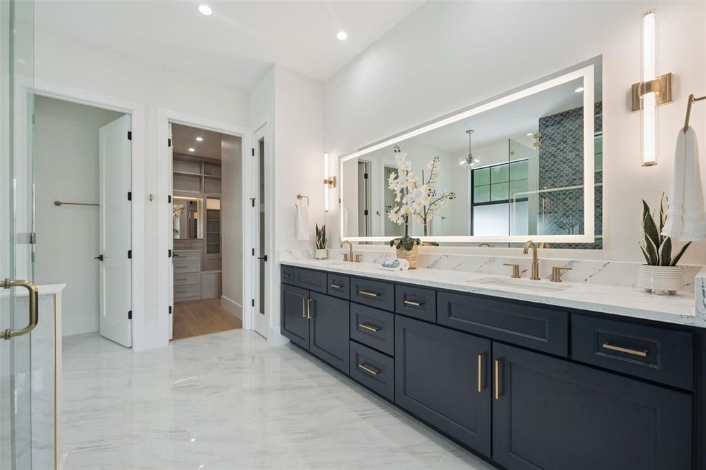 En Venta: $3,875,000 (5 camas, 6 baños, 4782 Pies cuadrados)