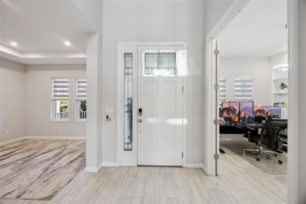Activo con contrato: $729,900 (4 camas, 3 baños, 4084 Pies cuadrados)
