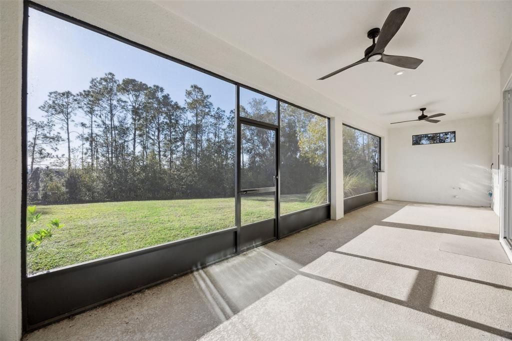 Activo con contrato: $729,900 (4 camas, 3 baños, 4084 Pies cuadrados)