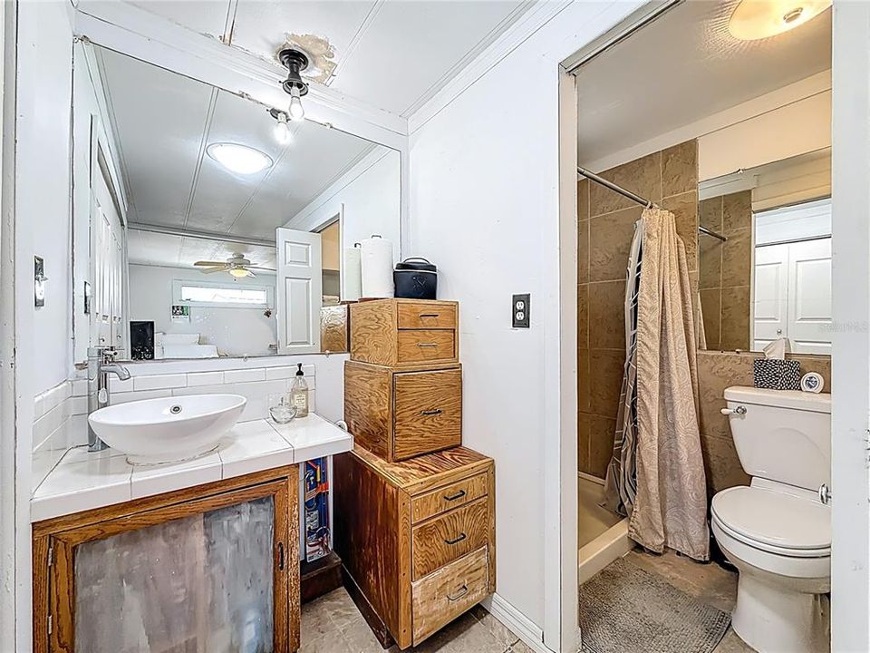 待售: $90,000 (2 贝兹, 2 浴室, 1012 平方英尺)