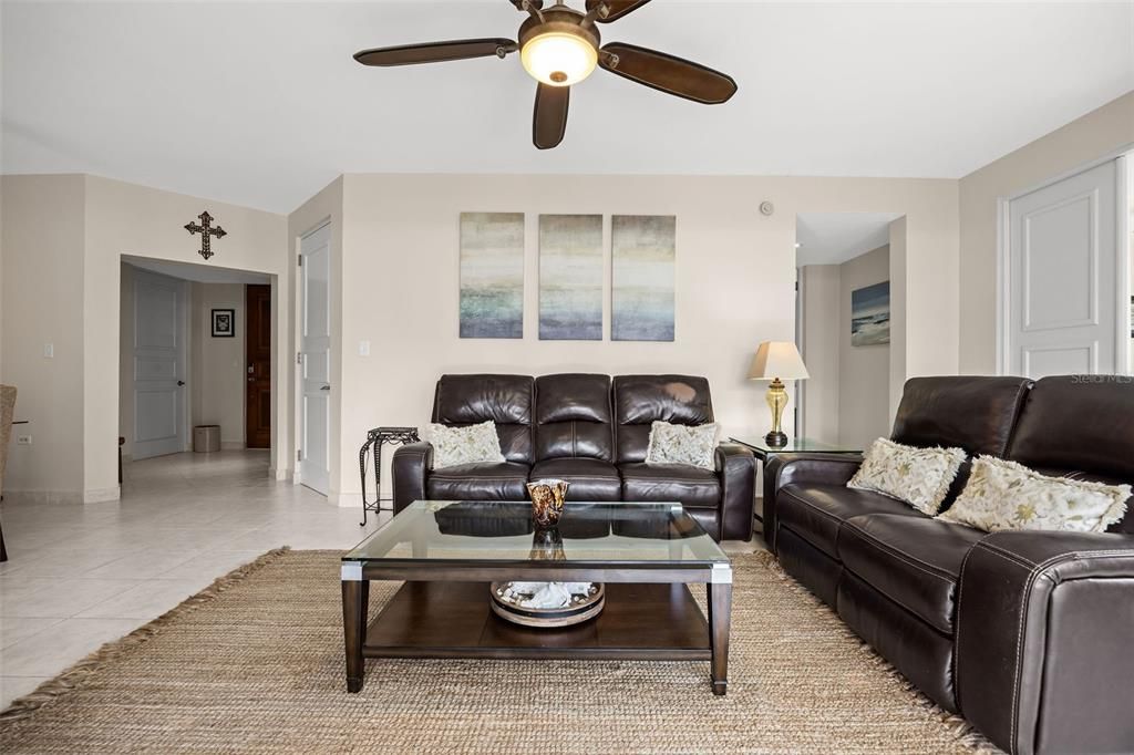 For Sale: $899,900 (4 beds, 3 baths, 2127 Square Feet)