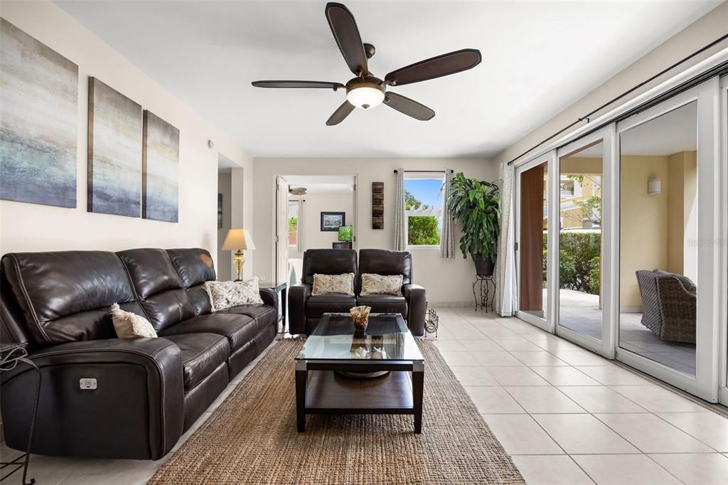 For Sale: $899,900 (4 beds, 3 baths, 2127 Square Feet)