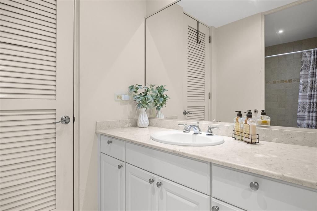For Sale: $899,900 (4 beds, 3 baths, 2127 Square Feet)