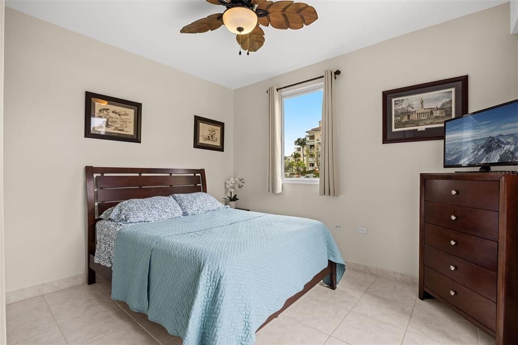 For Sale: $899,900 (4 beds, 3 baths, 2127 Square Feet)
