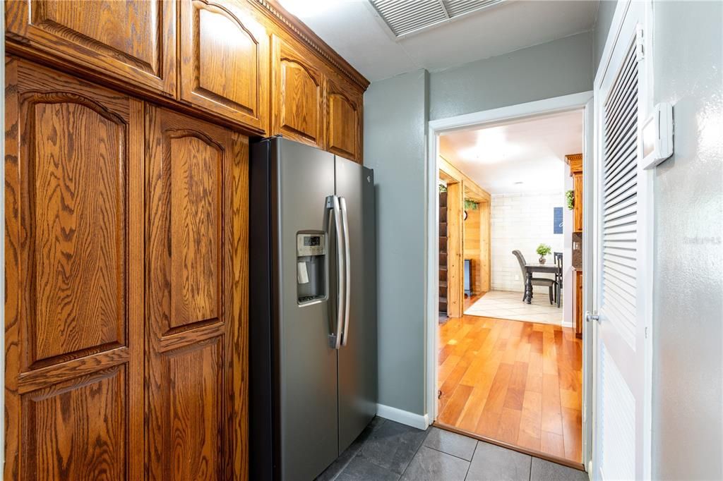 For Sale: $434,000 (4 beds, 2 baths, 2890 Square Feet)