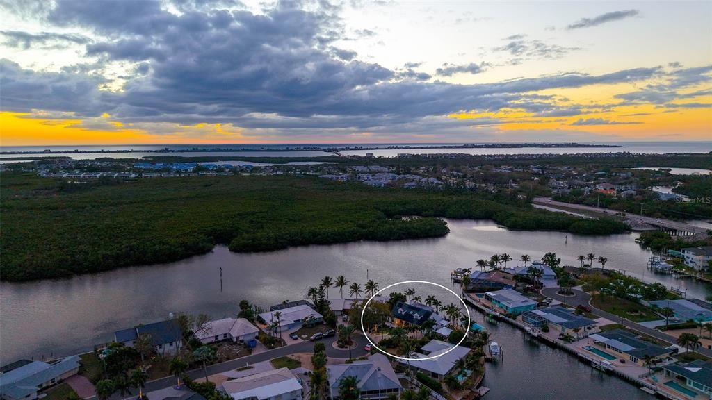 En Venta: $2,665,000 (5 camas, 2 baños, 3122 Pies cuadrados)