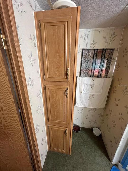 For Sale: $95,000 (3 beds, 2 baths, 1142 Square Feet)