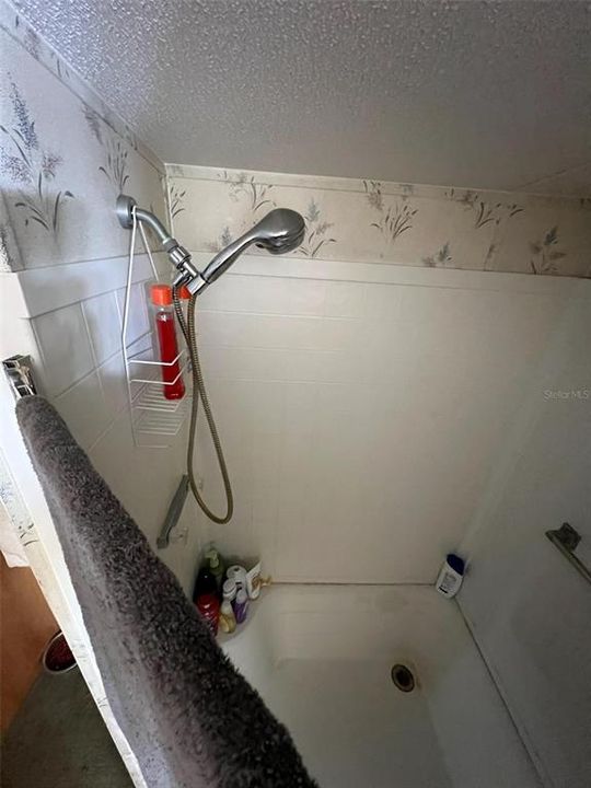 For Sale: $95,000 (3 beds, 2 baths, 1142 Square Feet)